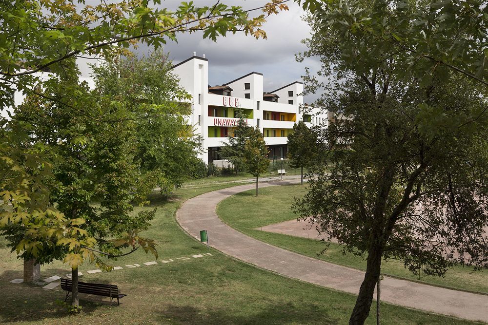 Unaway Hotel Фабро Екстер'єр фото